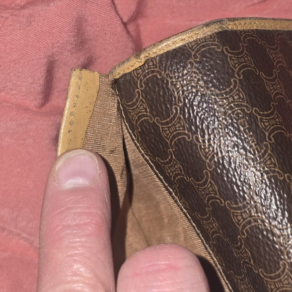 *REHAB* Vintage Celine Macadam Long Wallet With A Gaguchi Clasp - Picture 6 of 14